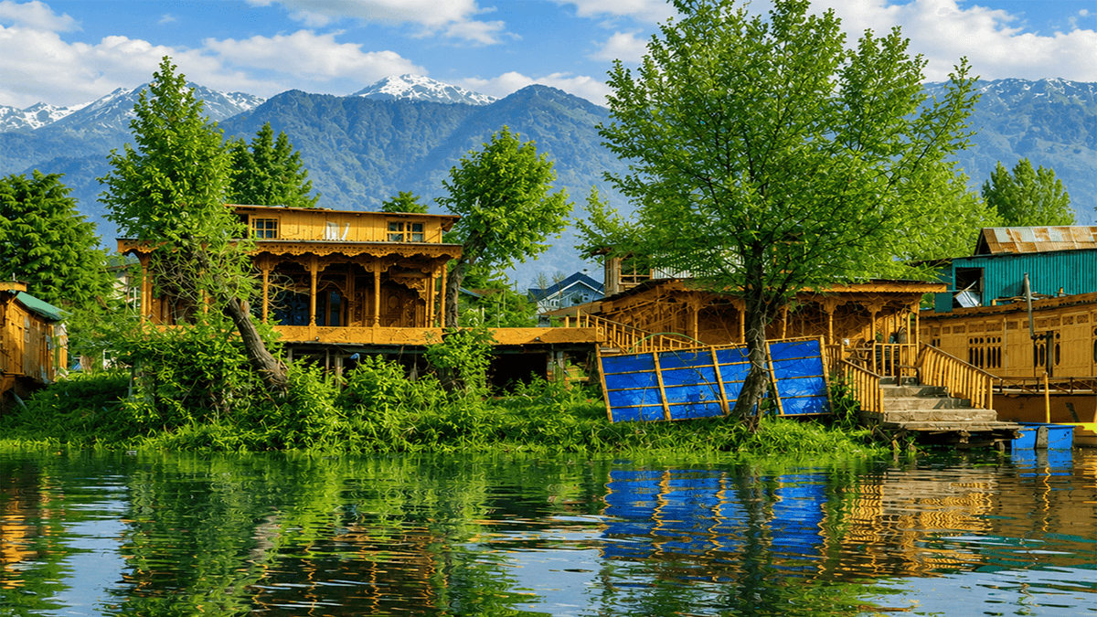 Houseboat by the Lake